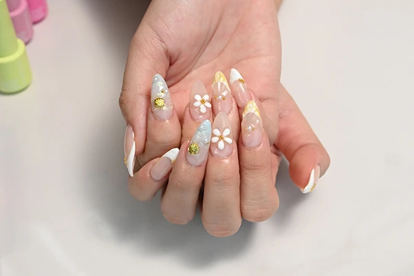 Manicure Service